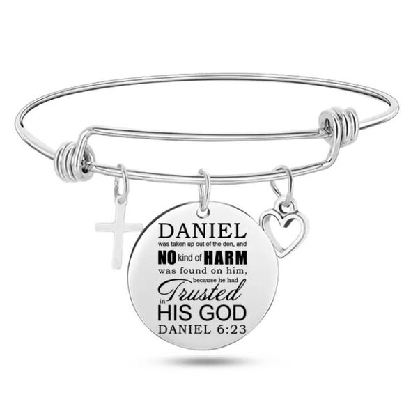 Bible Scripture Charm Bracelet Dan 6:23 - Picture 1 of 2